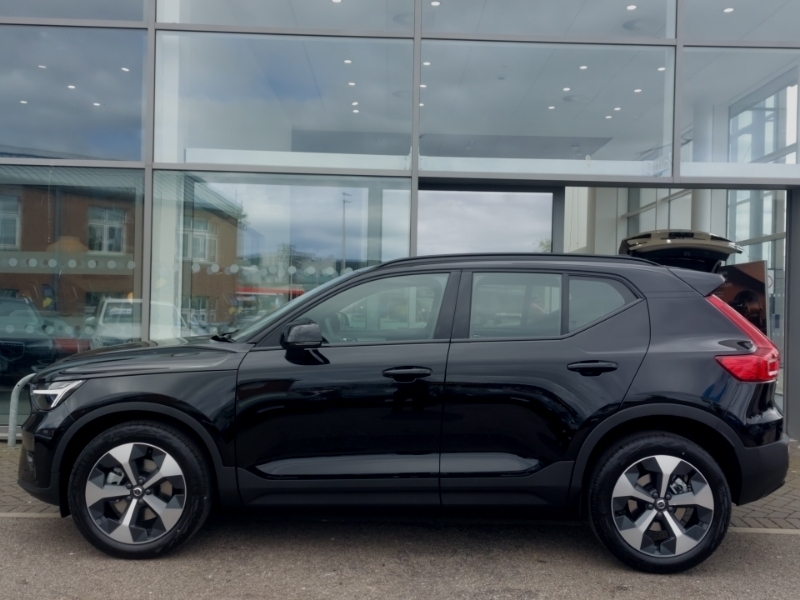 Volvo XC40 2.0 B3p Plus Dark Black #4