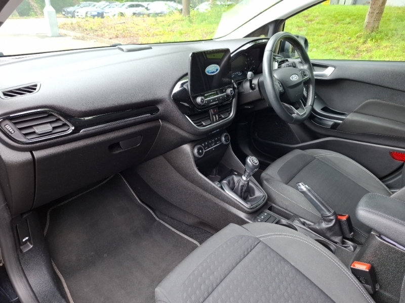 Ford Fiesta 1.0 Ecoboost Titanium Black #5