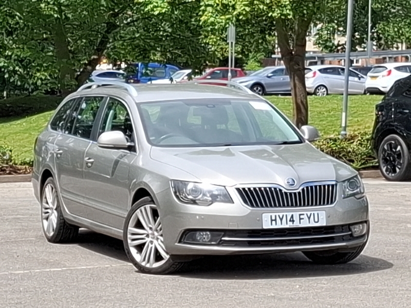 Skoda Superb 2.0 Tdi Cr 170 Elegance 4X4 Dsg Beige