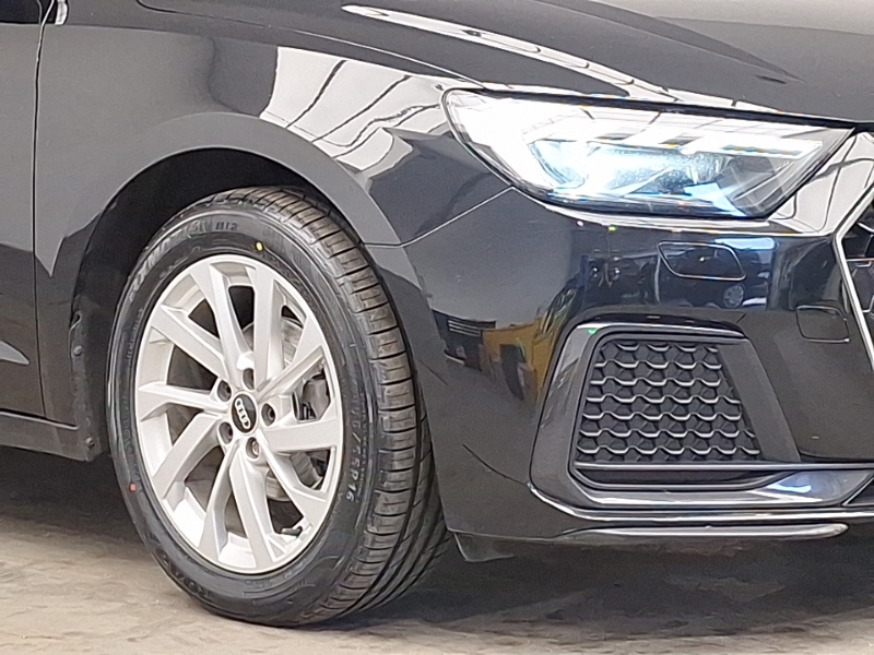 Audi A1 25 Tfsi Sport White #20