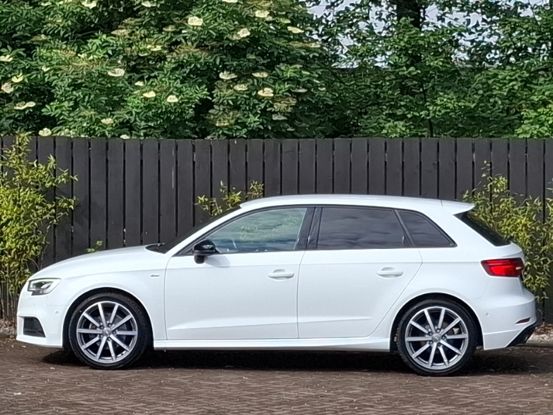 Audi A3 30 Tfsi 116 Black Edition DK19YMF White #4