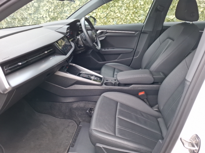 Audi A3 35 Tfsi Sport S Tronic White #5