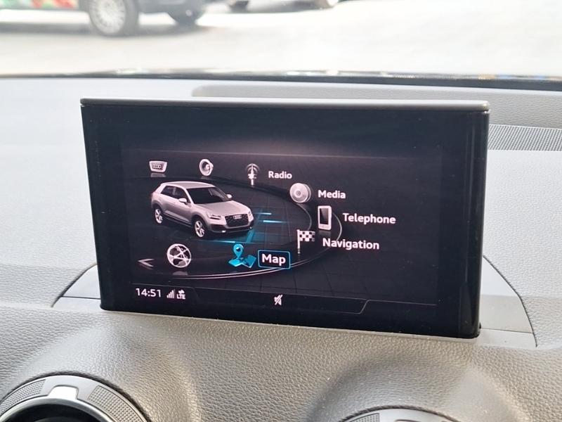 Audi Q2 1.0 Tfsi Sport Red #9