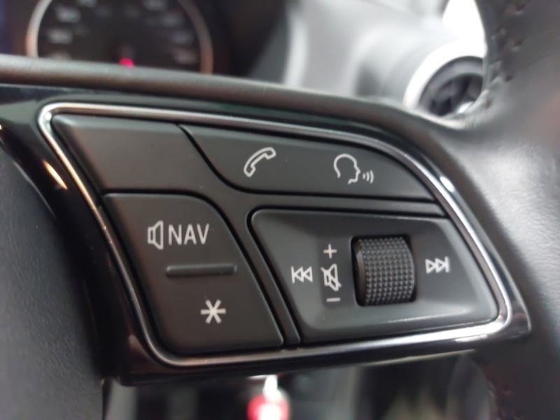 Audi Q2 30 Tdi S Line S Tronic White #13
