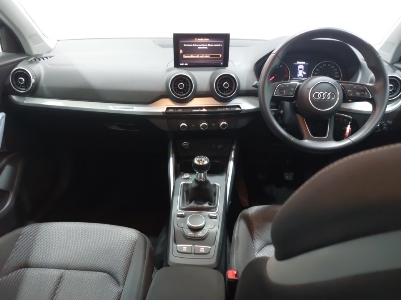Audi Q2 35 Tfsi Sport Black #3