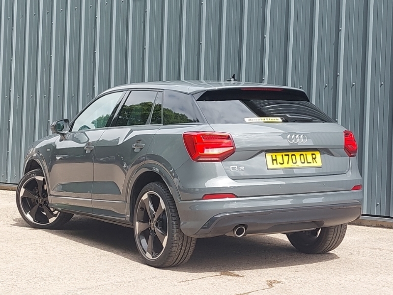 Audi Q2 30 Tfsi Black Edition Grey #2