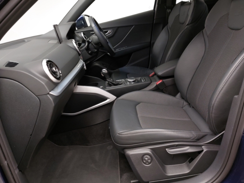 Audi Q2 35 Tfsi S Line S Tronic SH23FCA Blue #5