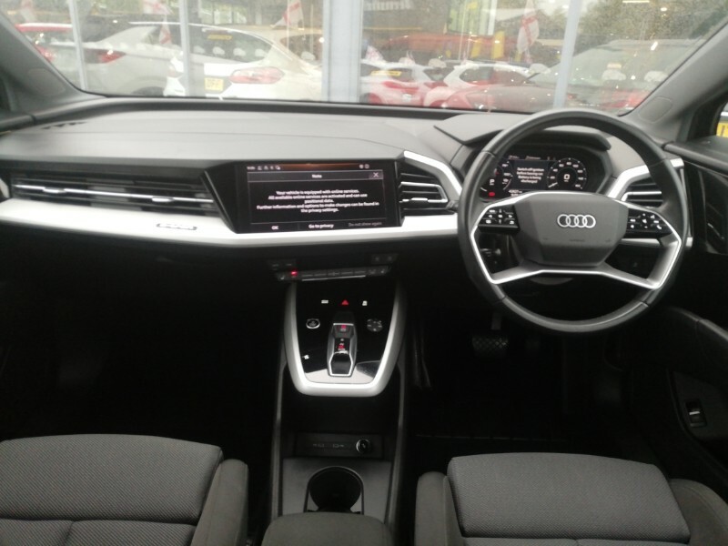 Audi Q4 E Tron 125Kw 35 55Kwh Sport Black #3