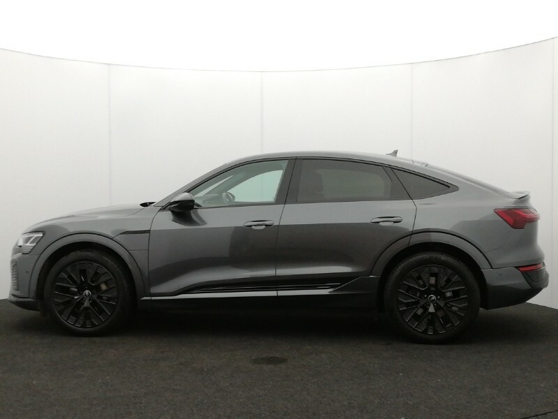 Audi Q8 e tron 250Kw 50 Quattro 95Kwh Black Edition Grey #4