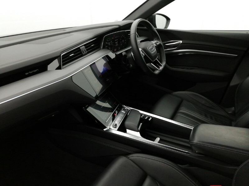 Audi Q8 e tron 250Kw 50 Quattro 95Kwh Black Edition Grey #5