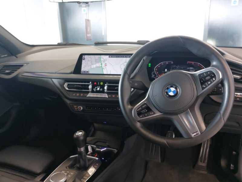 BMW 1 Series 118I M Sport Black #4