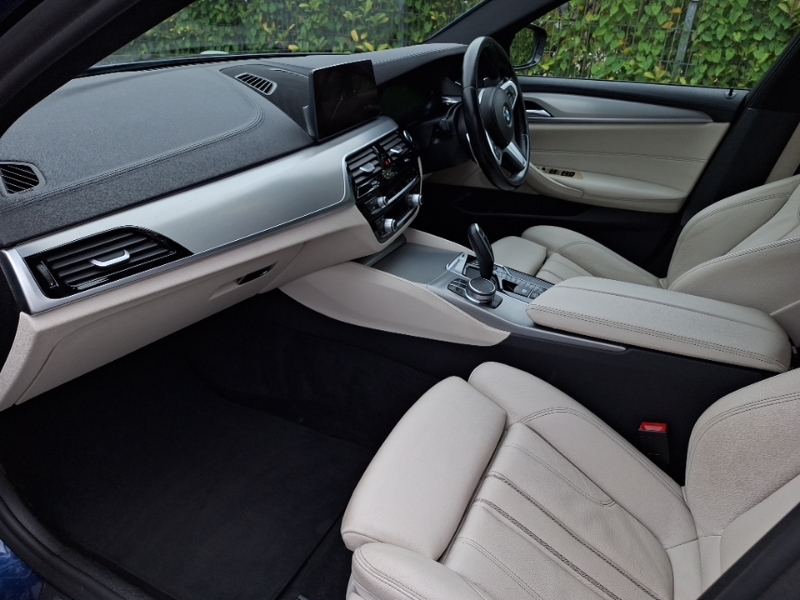 BMW 5 Series 520I M Sport Blue #5