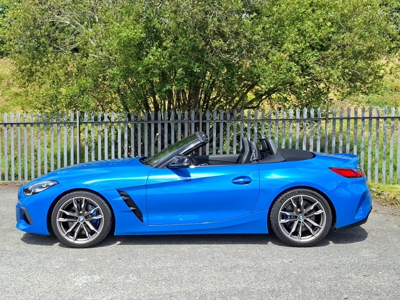 BMW Z4 Sdrive M40i Blue #4