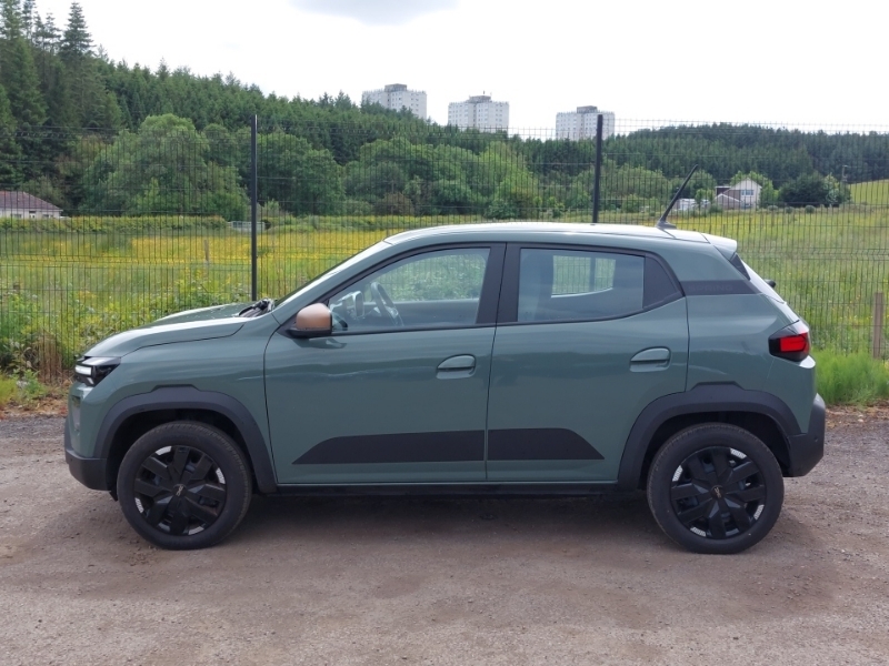 Dacia Spring 24Kwh Extreme 100 75Kw Green #4