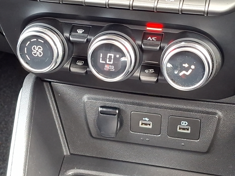 Dacia Duster 1.3 Tce Prestige Edc Euro 6 Ss White #16