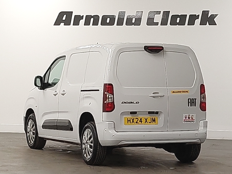 Fiat Doblo 1.5 Multijet 100 H1 Van White #2