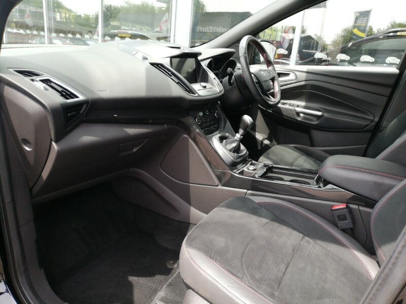 Ford Kuga 1.5 Ecoboost St-line 2Wd Black #5