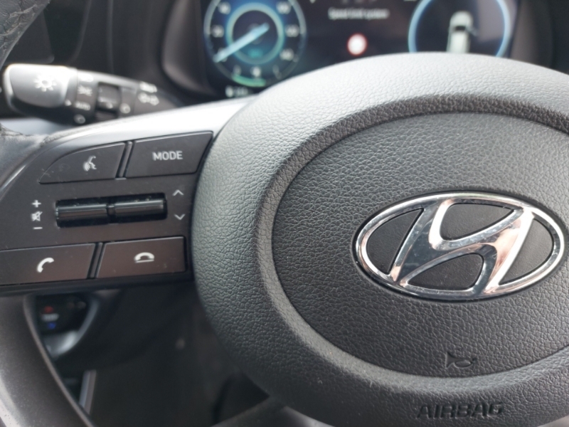 Hyundai Bayon Premium Green #12
