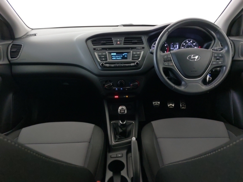 Hyundai I20 1.0T Gdi Active White #3