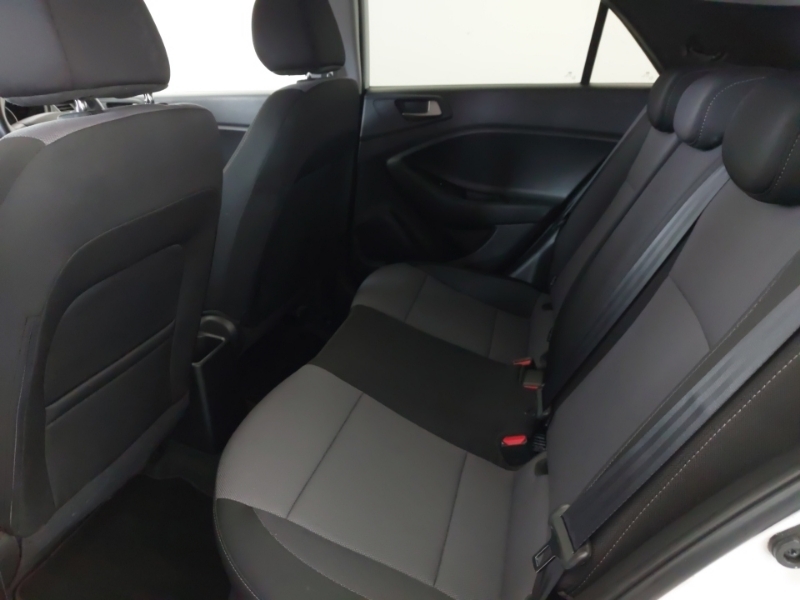 Hyundai I20 1.0T Gdi Active White #6