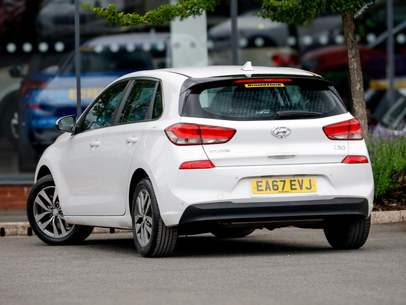 Hyundai I30 1.0T Gdi Se Nav EA67EVJ White #2