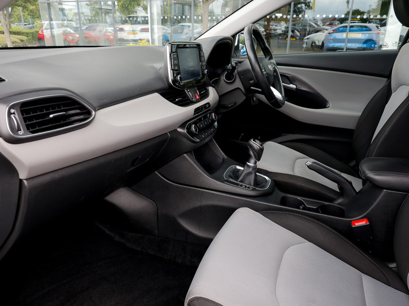 Hyundai I30 1.0T Gdi Se Nav EA67EVJ White #5