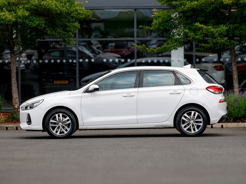 Hyundai I30 1.0T Gdi Se Nav EA67EVJ White #4