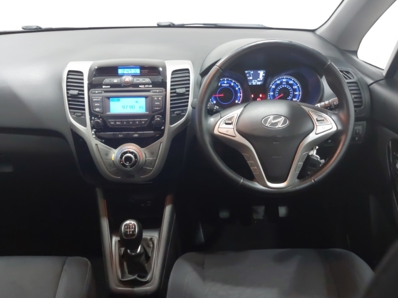 Hyundai Ix20 1.6 Se Red #8