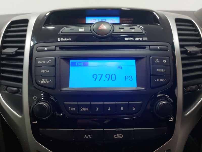 Hyundai Ix20 1.6 Se Red #11