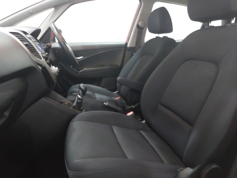 Hyundai Ix20 1.4 Blue Drive Se Red #5