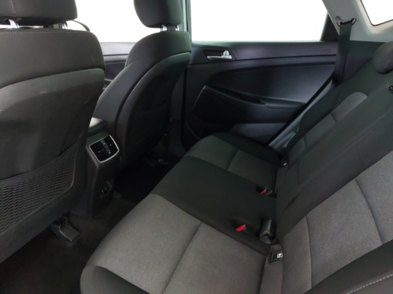 Hyundai Tucson 1.6 Gdi Se Nav 2Wd Black #6