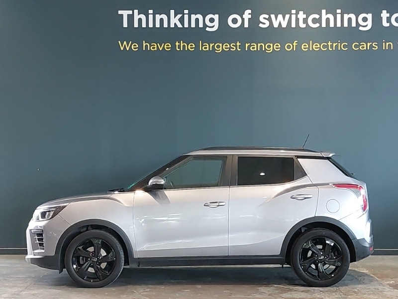 SsangYong Tivoli 1.5 K40 Silver #4