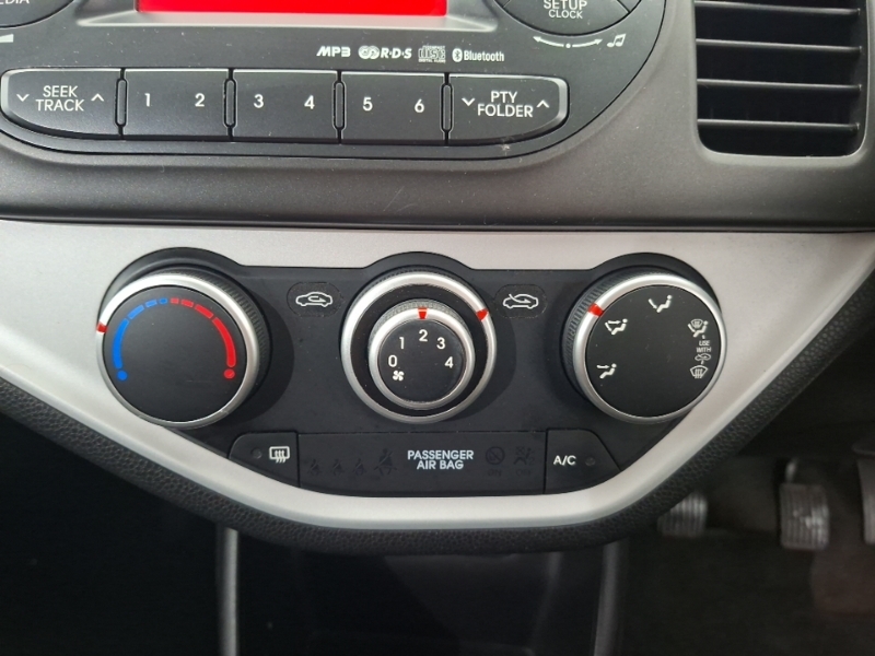 Kia Picanto 1.0 Vr7 68 Bhp Red #16