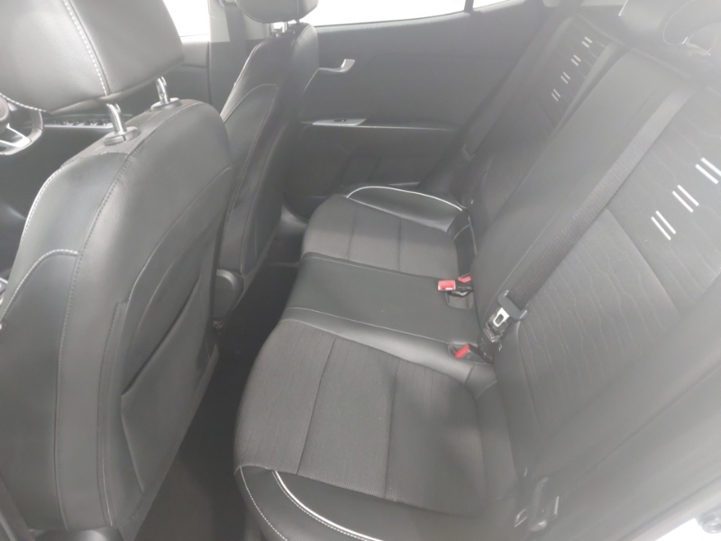 Kia Stonic 1.0T Gdi 48V Gt-line S White #6