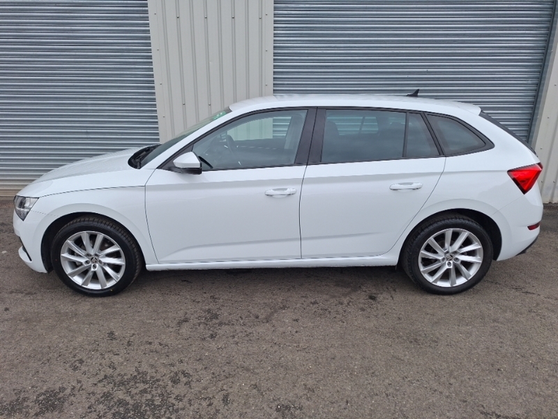 Skoda Scala 1.0 Tsi Se L Dsg White #4