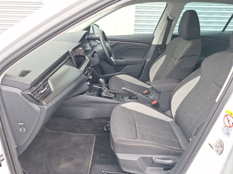 Skoda Scala 1.0 Tsi Se L Dsg White #5
