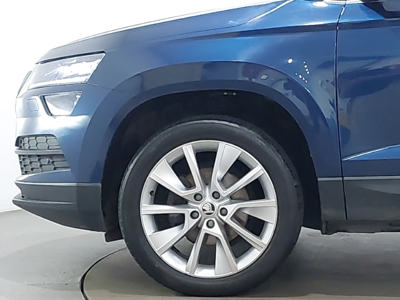 Skoda Karoq Edition Blue #19