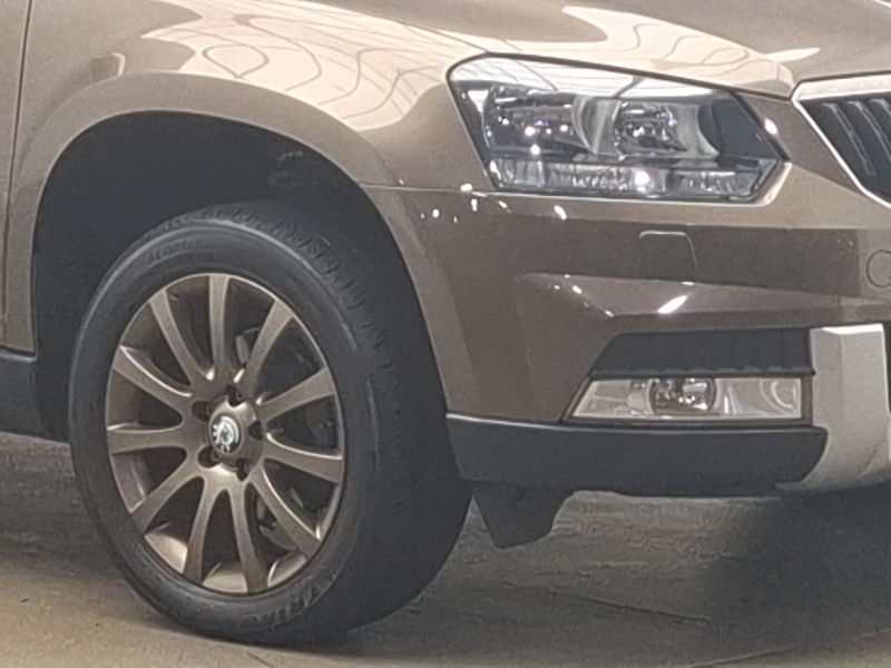 Skoda Yeti Suv Black #20