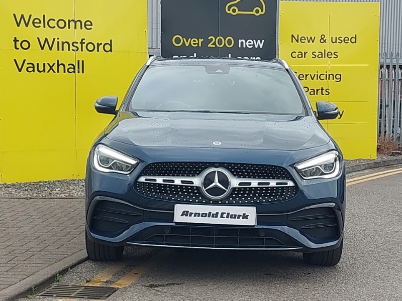 Mercedes-Benz GLA Class Gla 200 Amg Line Executive Red #14
