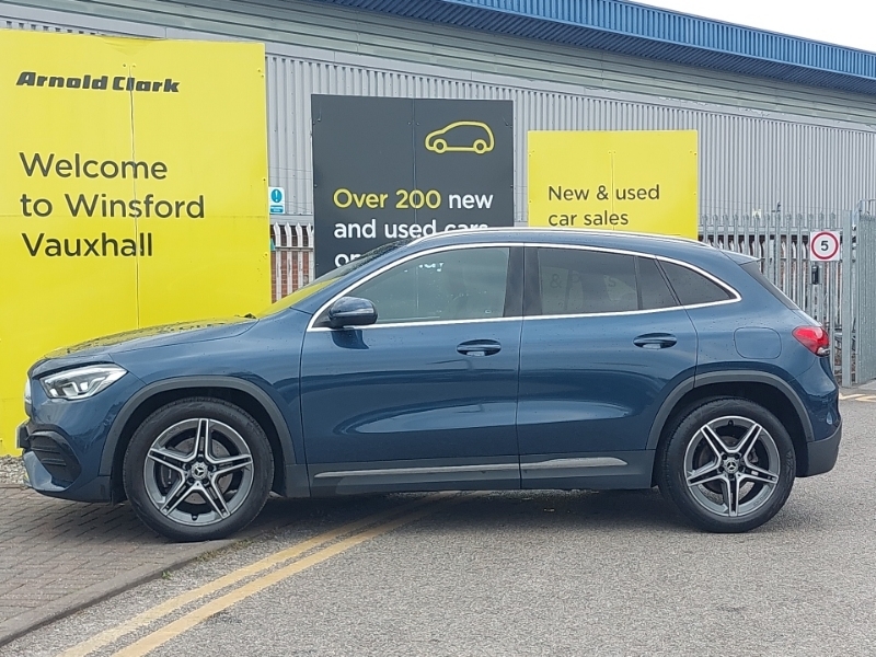 Mercedes-Benz GLA Class Gla 200 Amg Line Executive Blue #4