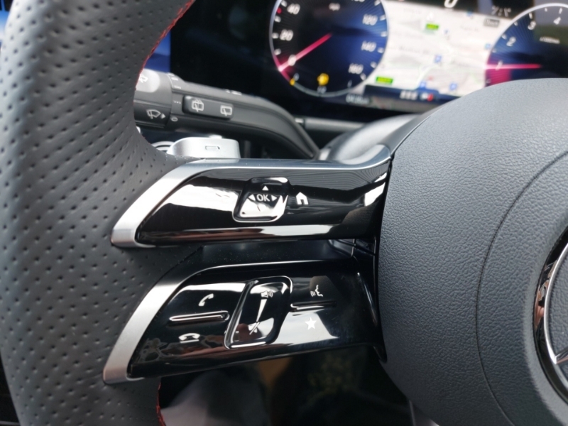 Mercedes-Benz GLA Class Gla 200 Amg Line Executive Black #13