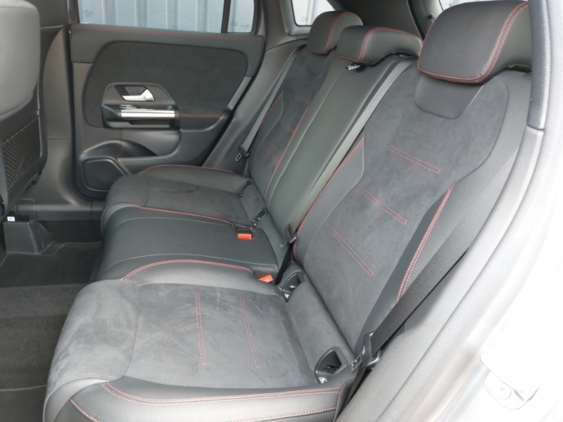 Mercedes-Benz GLA Class Gla 200 Amg Line Executive Grey #6