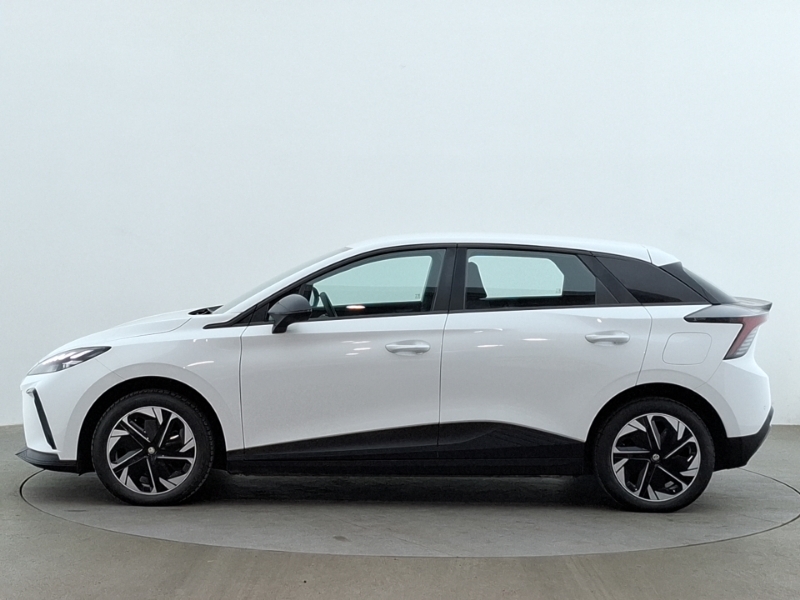 MG MG4 125Kw Se Ev 51Kwh White #4