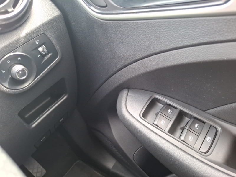 MG ZS 1.0T Gdi Exclusive Dct Red #17