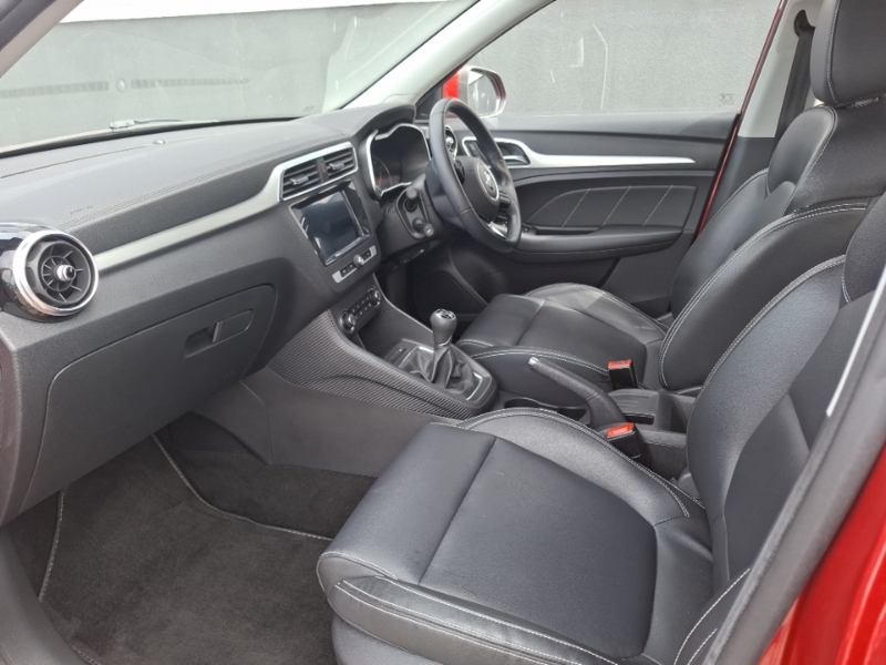 MG ZS 1.5 Vti-tech Exclusive Red #5