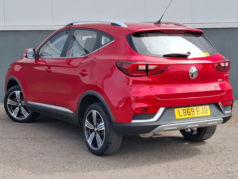 MG ZS 1.5 Vti-tech Exclusive Red #2