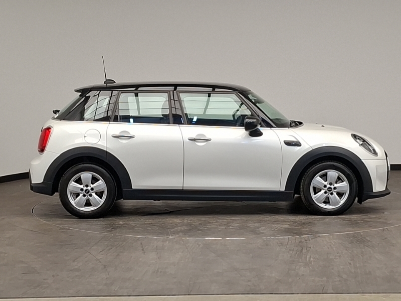 Mini Hatch 1.5 Cooper Classic Premium White #3