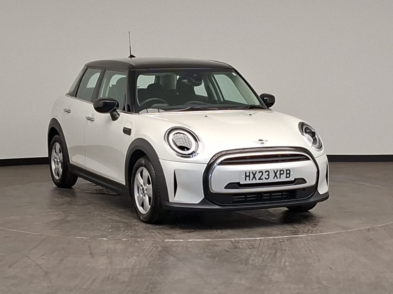 Mini Hatch 1.5 Cooper Classic Premium White