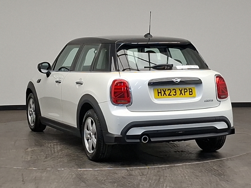 Mini Hatch 1.5 Cooper Classic Premium White #2
