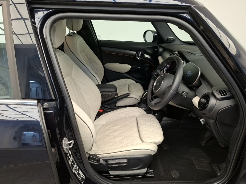 Mini Hatch 2.0 Cooper S Exclusive Black #6